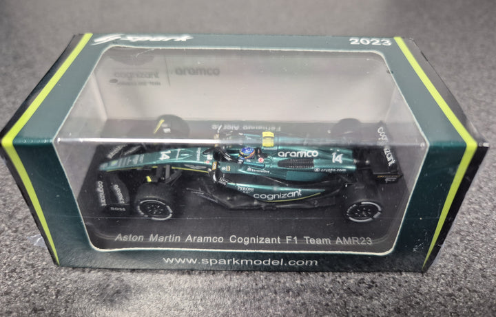 Aston Martin - 1:64 F1 Car