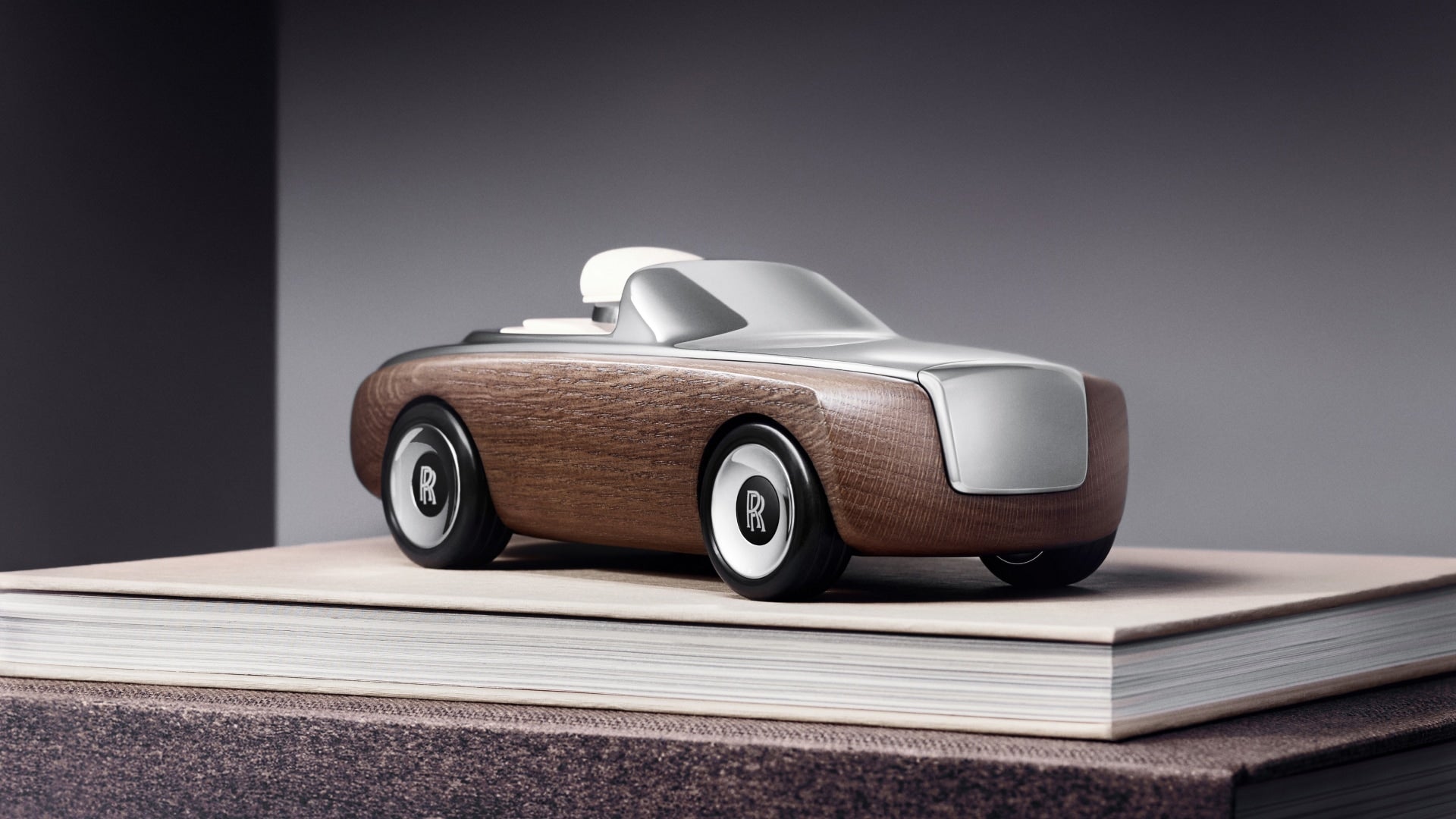 Rolls Royce – Shop JCT600
