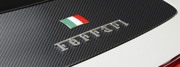 Ferrari - Italian Flag Badge